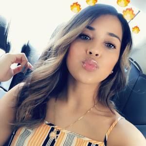 Meet your Posher, Lexine